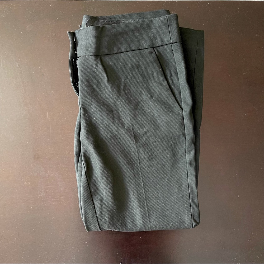 Professional Crop Pants